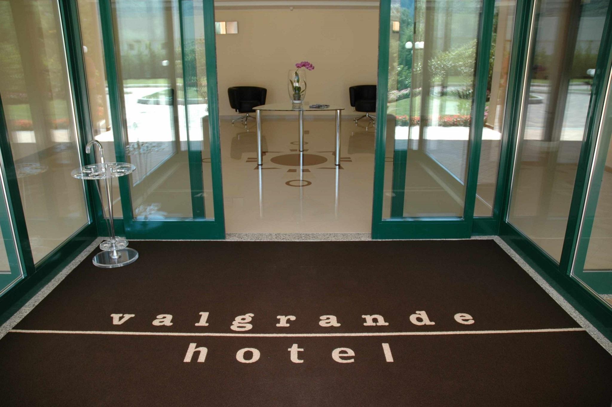 Valgrande Hotel Vogogna Exteriör bild